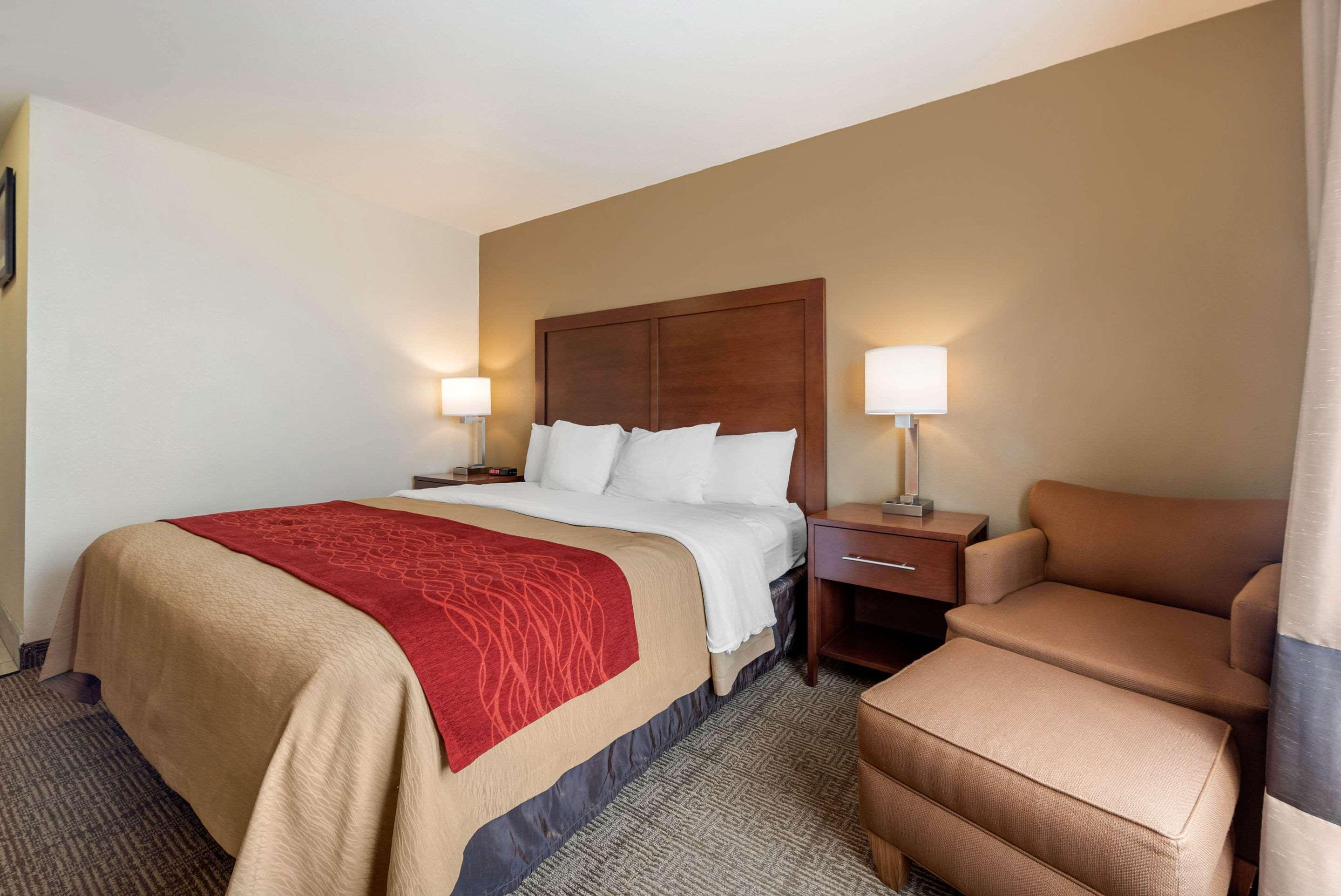 Comfort Inn Limon Zewnętrze zdjęcie