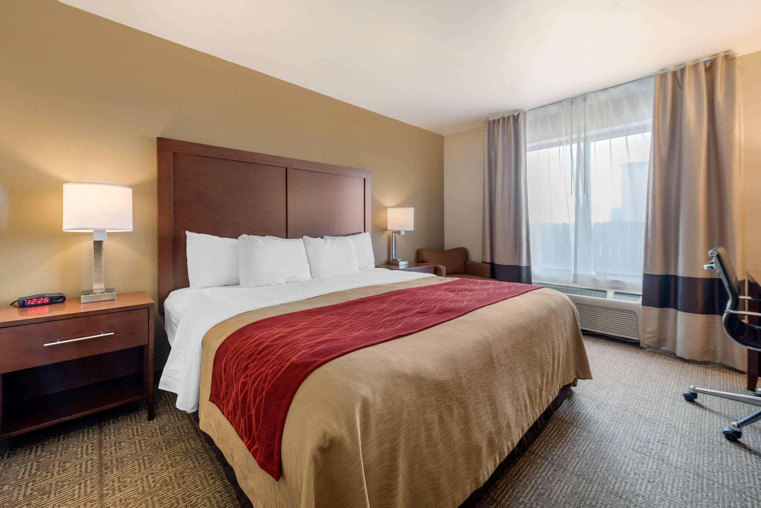 Comfort Inn Limon Zewnętrze zdjęcie