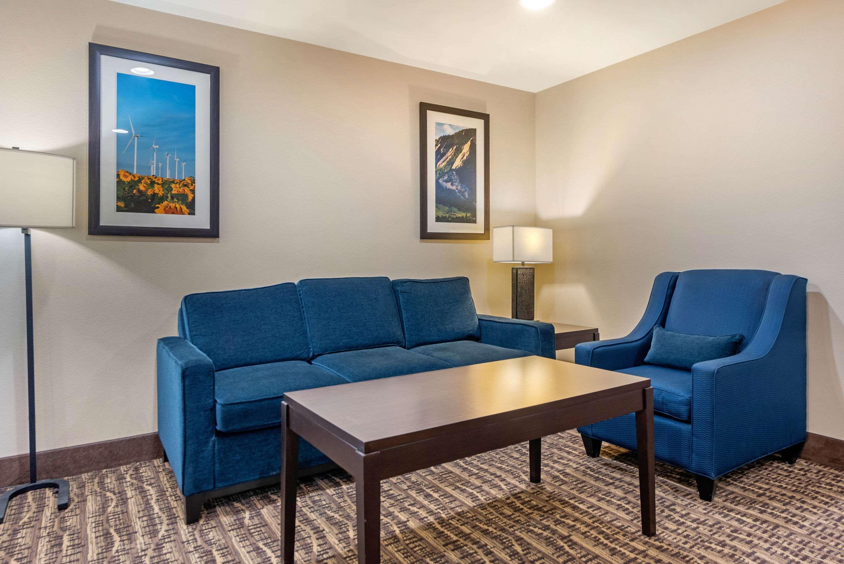 Comfort Inn Limon Zewnętrze zdjęcie