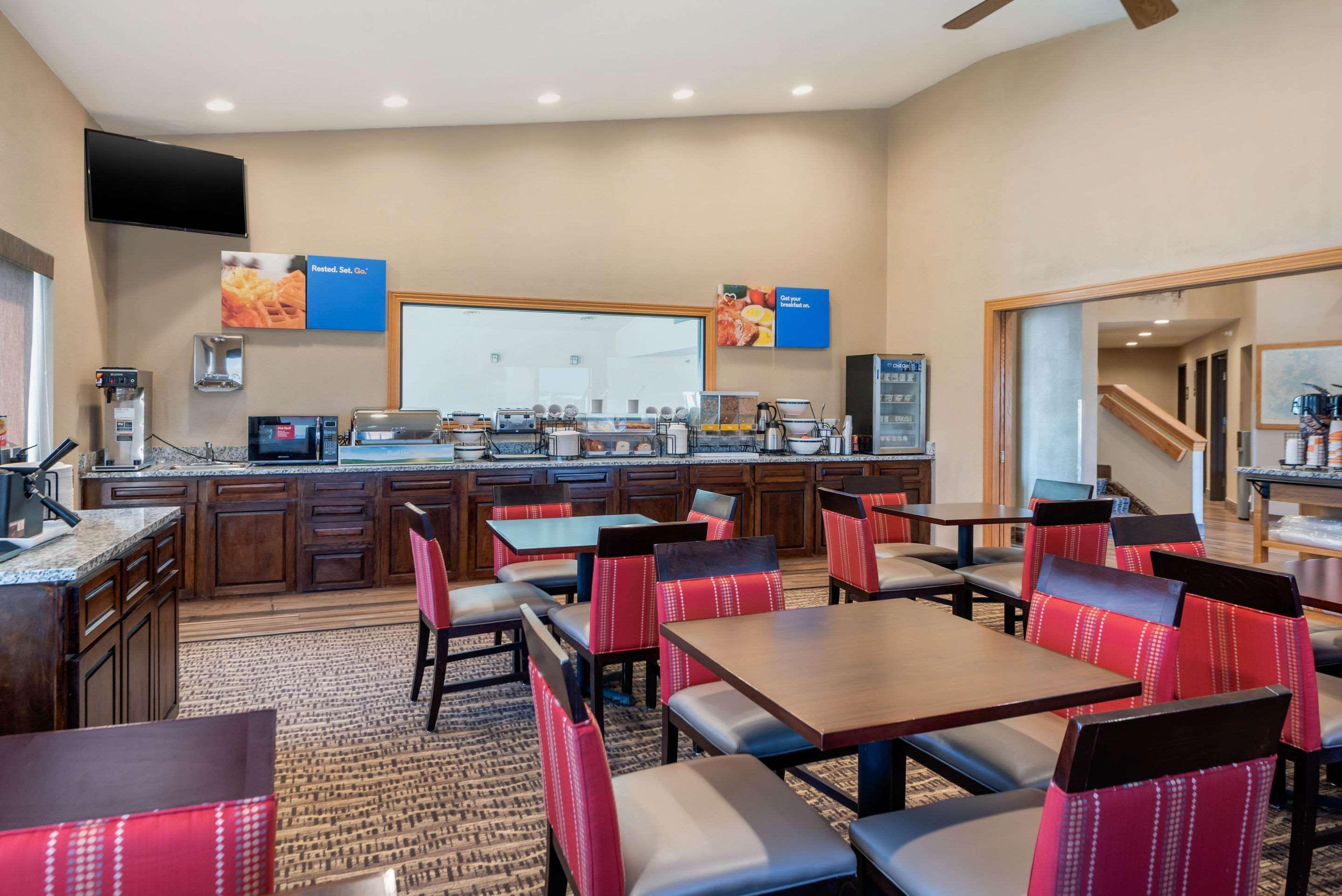 Comfort Inn Limon Zewnętrze zdjęcie