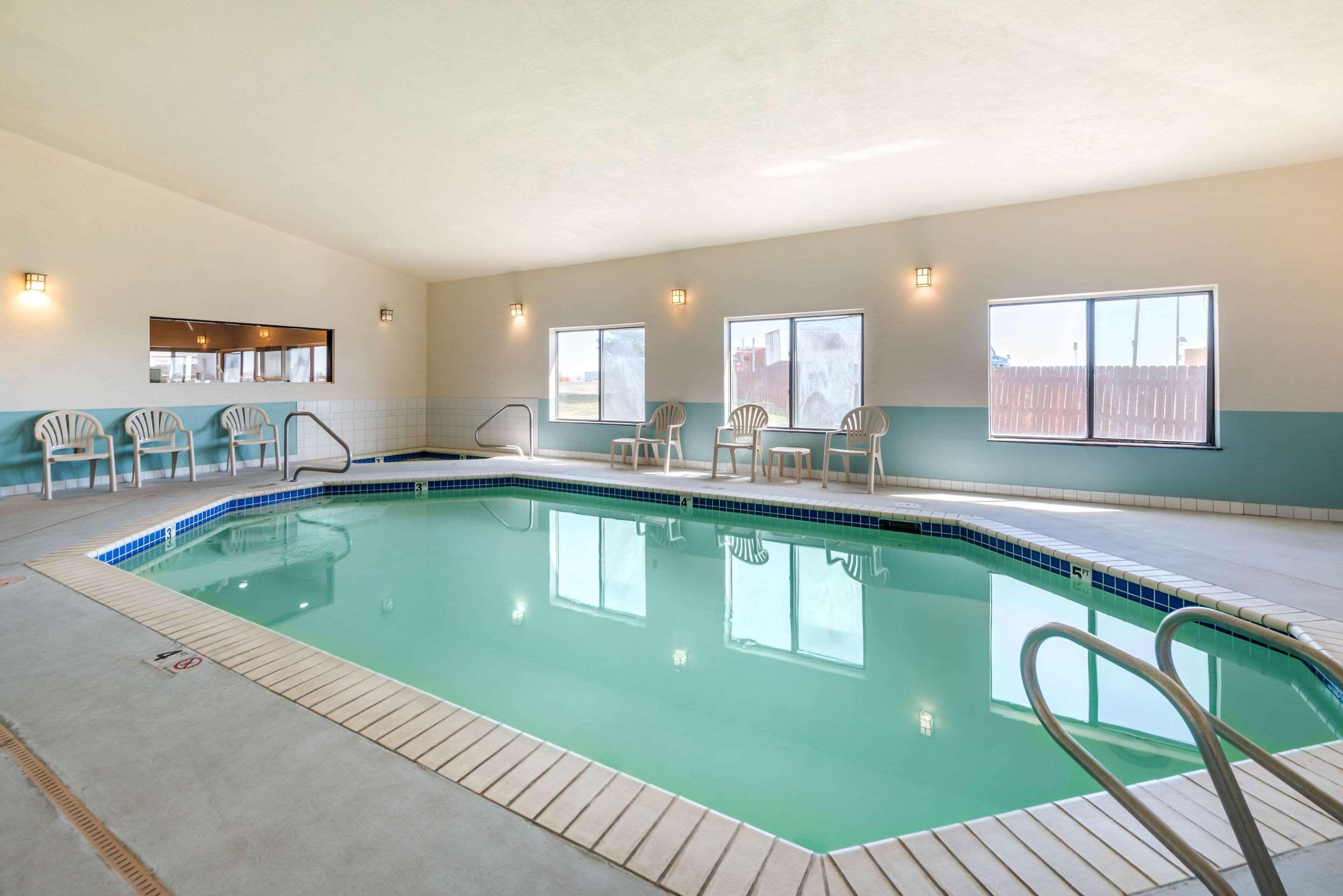 Comfort Inn Limon Zewnętrze zdjęcie