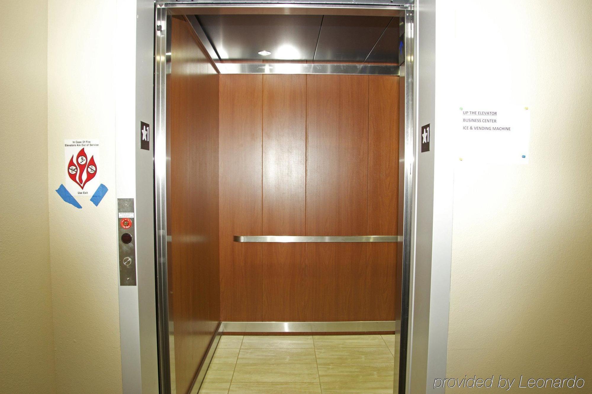 Comfort Inn Limon Zewnętrze zdjęcie
